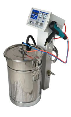 Design Industriepulverbeschichtungsmaschine mit automatischer Sprüh- und Vakuumbeschichtung